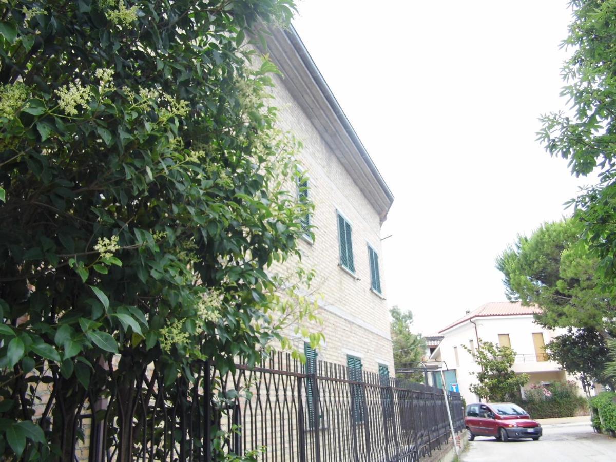 A Casa Di Nelly Panzió Tortoreto Kültér fotó