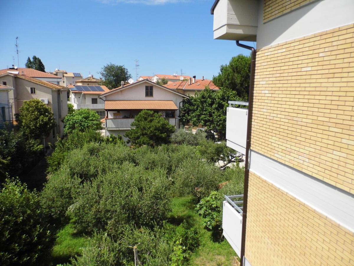A Casa Di Nelly Panzió Tortoreto Kültér fotó