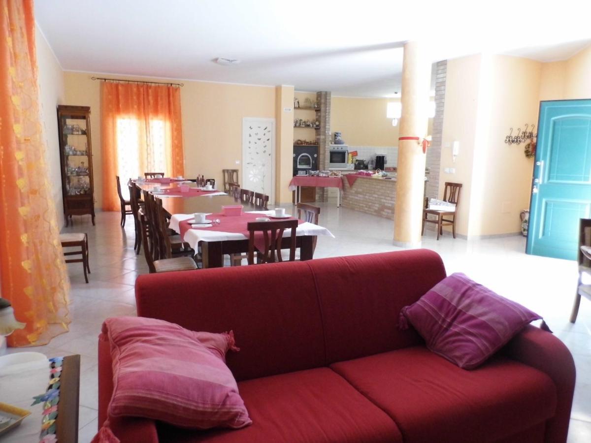 A Casa Di Nelly Panzió Tortoreto Kültér fotó