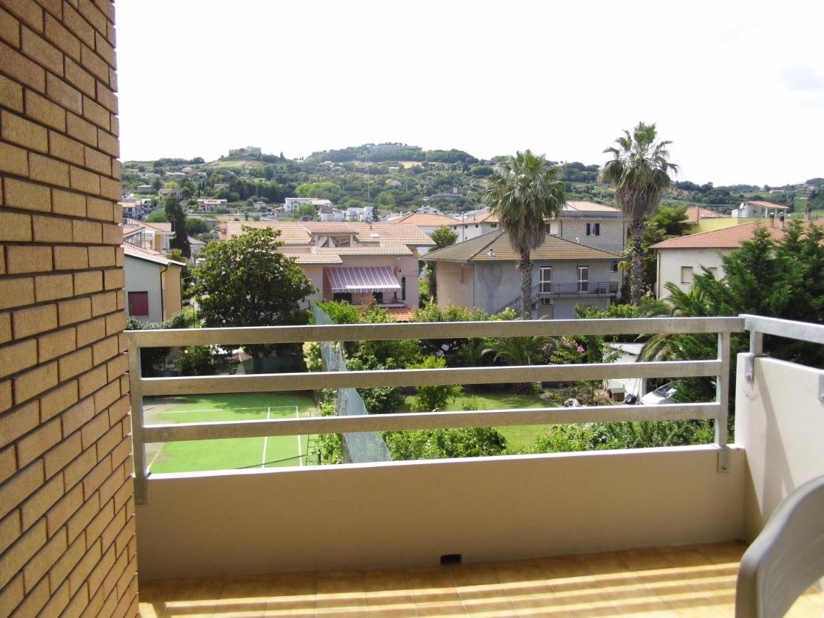 A Casa Di Nelly Panzió Tortoreto Kültér fotó